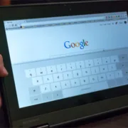 Хромбук Леново ThinkPad Yoga 11e Chromebook - в режиме планшета