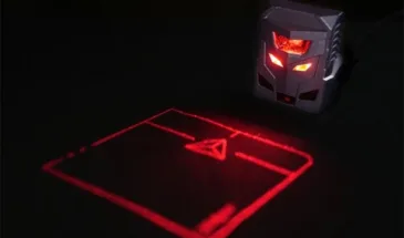 Проекционная почти мышь Odin — необычно