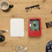 Фирменный корпус для Raspberry Pi представлен официально