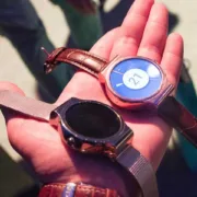 ZTE представила эксклюзивные Axon Watch - смарт-часы для китайцев [фото] - цена - купить