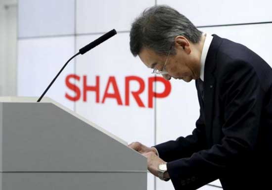 Sharp устал бороться и сдался Foxconn-у