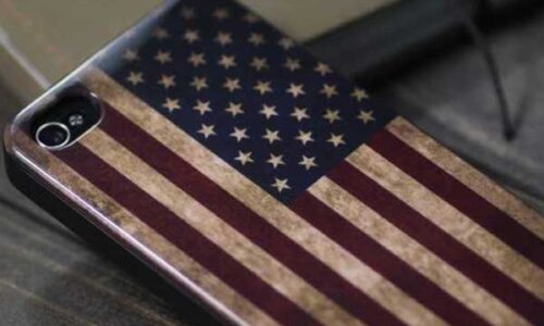 Трамп пригрозил Apple 25% пошлиной на iPhone