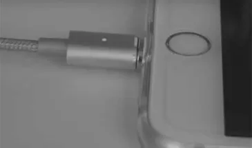 MagSafe iPhone-ного образца: как это выглядит [видео]
