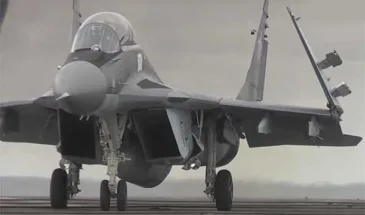«Звезда» — о работе Су-33 и МиГ-29КУБ с авианесущего крейсера «Адмирал Кузнецов» [видео]