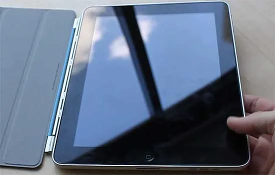 Настоящая #SmartCover для первого #ipad: как сделать, чтоб работало — #DIY