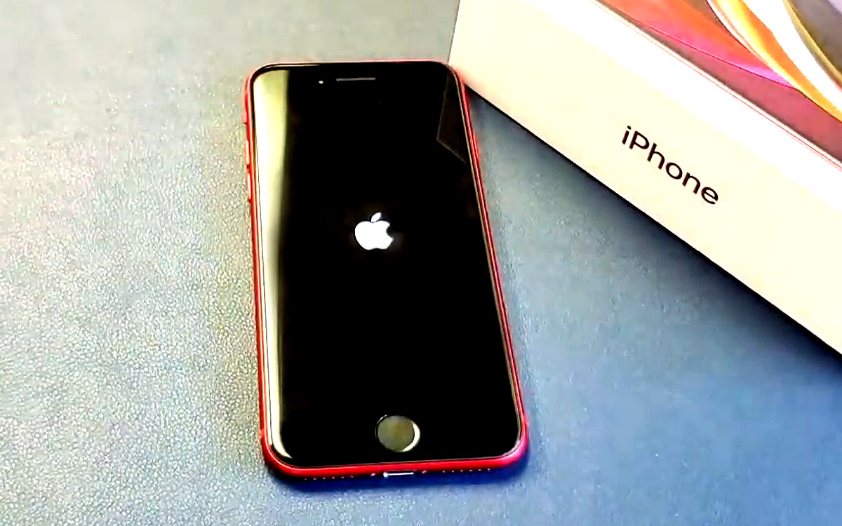 Принудительно перезагрузить iPhone SE 2-й генерации: как это делается
