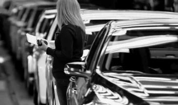 Автопром рапортует о снижении спроса на новые авто в Европе и США