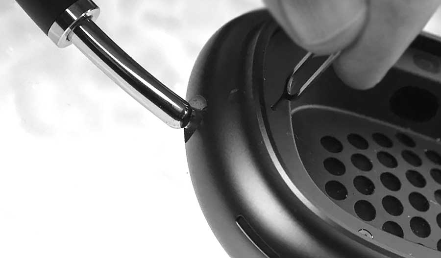 AirPods Max зависли и ни на что не реагируют: что делать