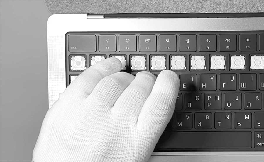 Эффект "бабочки" у MacBook Pro: как не усугубить