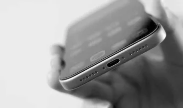 Если у iPhone 17 Pro Max громкость динамиков сама меняется