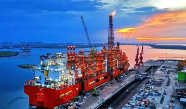 Технология FLNG выросла: флот плавучих СПГ-заводов строит Eni
